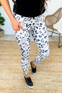 Wild Style Leggings - Pocketed Blue Leopard Print